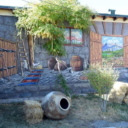 יירבאן Armenian Village Park Hotel & Free Water Park, Gym מראה חיצוני תמונה