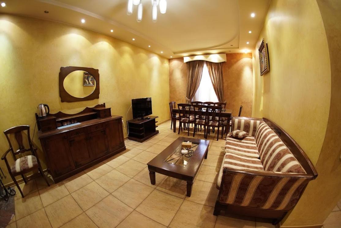 יירבאן Armenian Village Park Hotel & Free Water Park, Gym מראה חיצוני תמונה