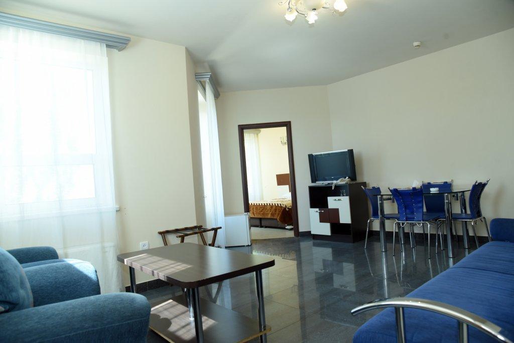 יירבאן Armenian Village Park Hotel & Free Water Park, Gym מראה חיצוני תמונה